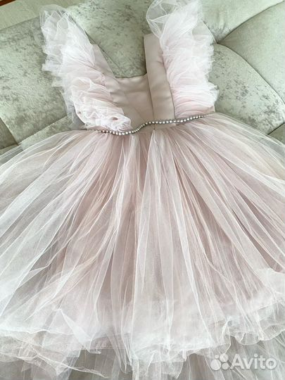 Нарядное платье для девочки