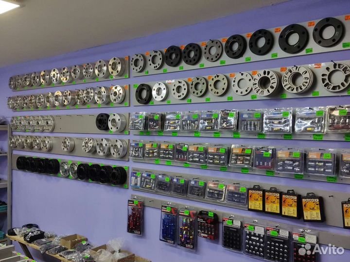 Проставки на колеса универсальные