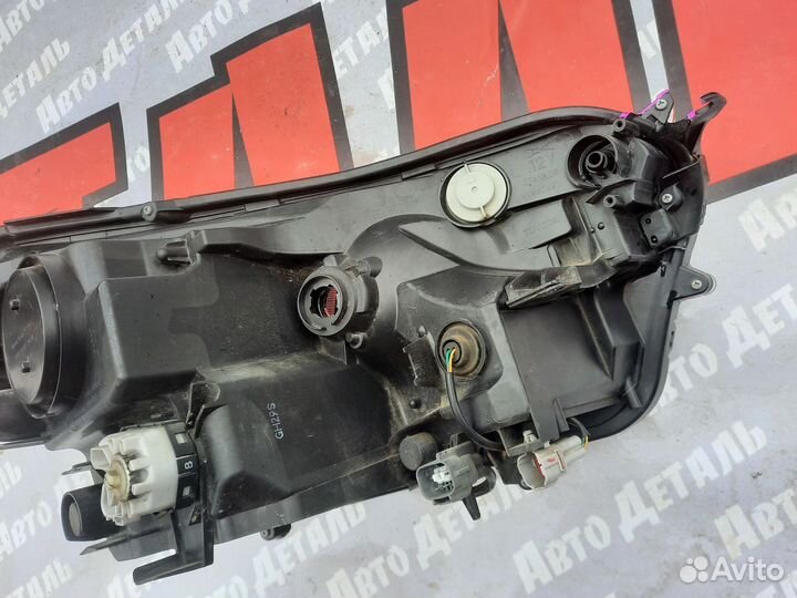 Фара левая Toyota Rav 4 XV45 Тойота Рав 4 2015-18