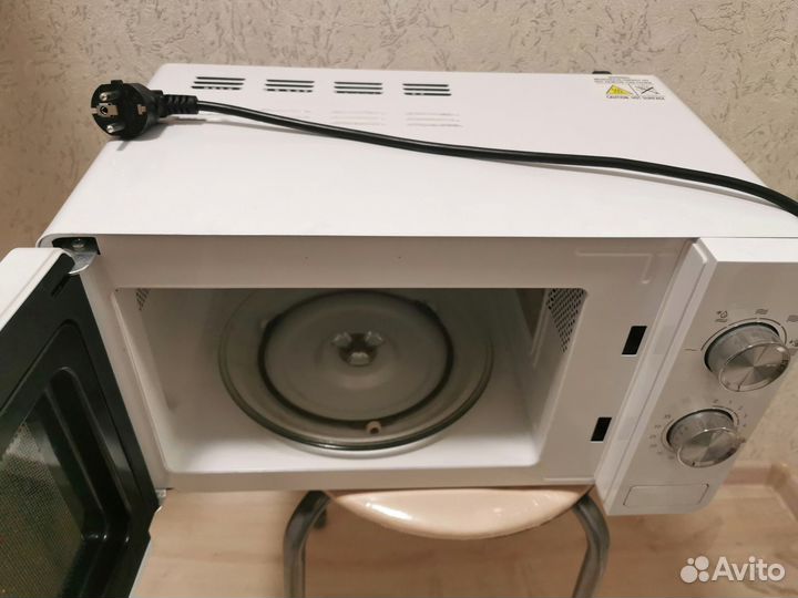 Микроволновая печь gorenje MO17E1W