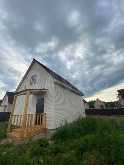 Дом 95 м² на участке 5 сот.