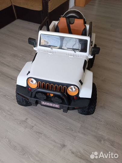Детский электромобиль jeep