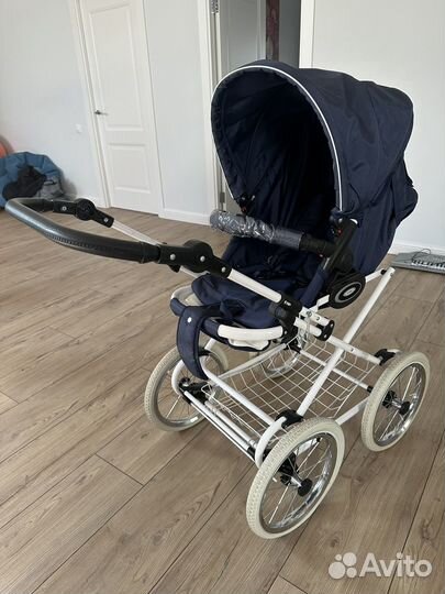 Детская коляска прогулочная. Есть люлька