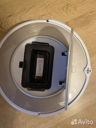 Робот пылесос