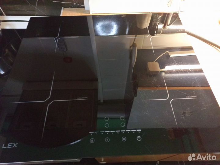 Индукционная варочная панель lex