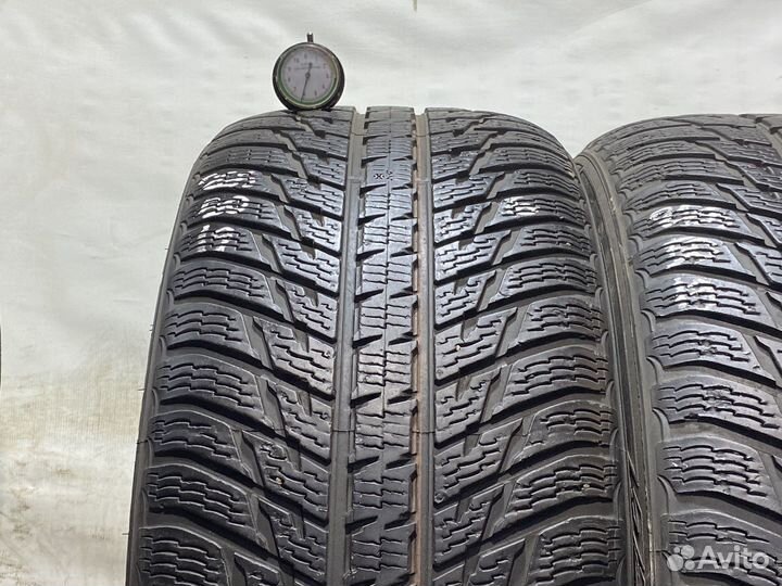 Nokian Tyres WR SUV 3 265/50 R19