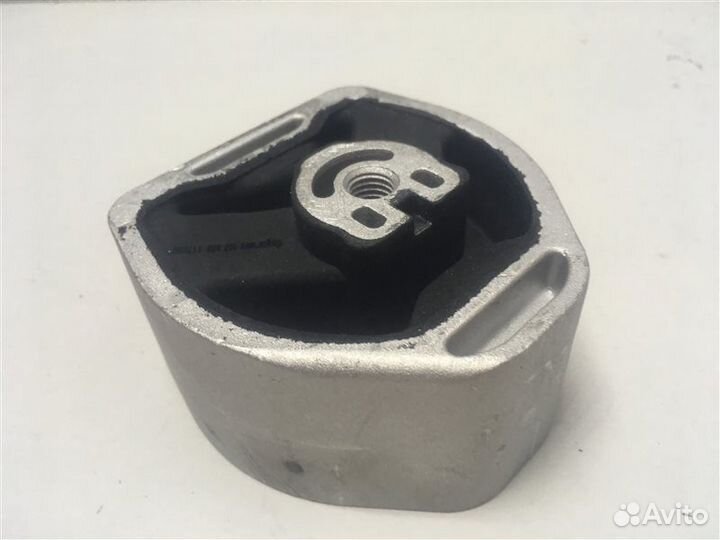 Опора кпп Audi A4 B5 1994-2001 119E