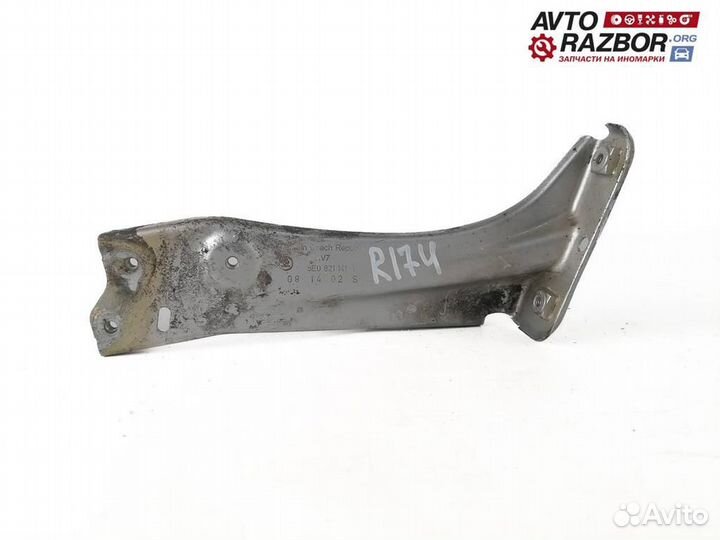 Кронштейн крепления крыла Skoda Octavia (A7) 2013