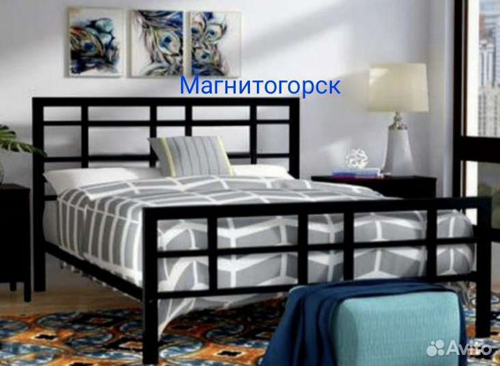 Кровать