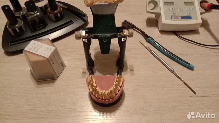 Зубной Техник Керамист