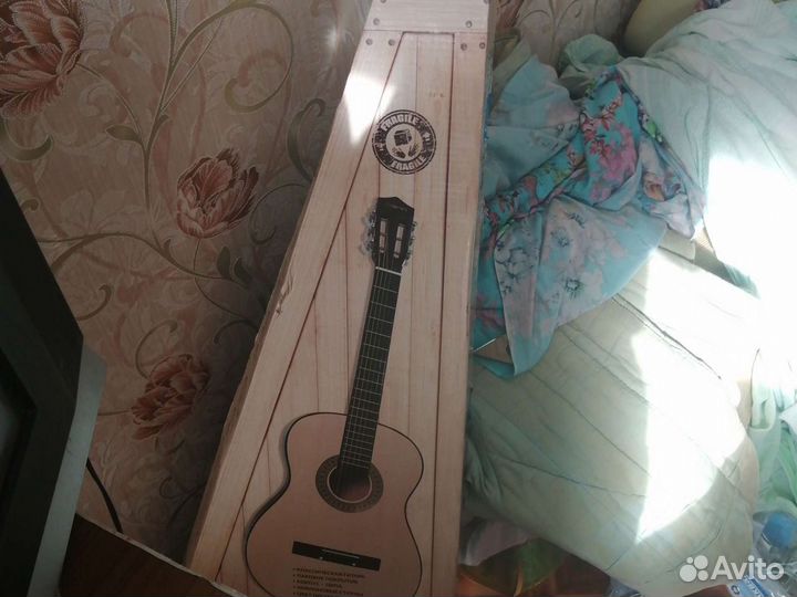 Классическая гитара бу