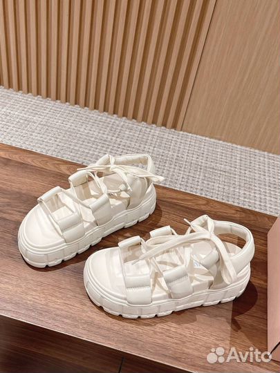 Сандалии Miu Miu