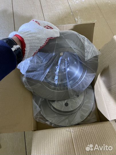 Диск тормозной задний Miles. Chevrolet Cruze