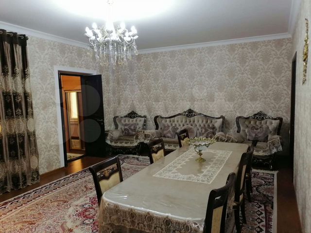 Дом 200 м² на участке 2 сот.