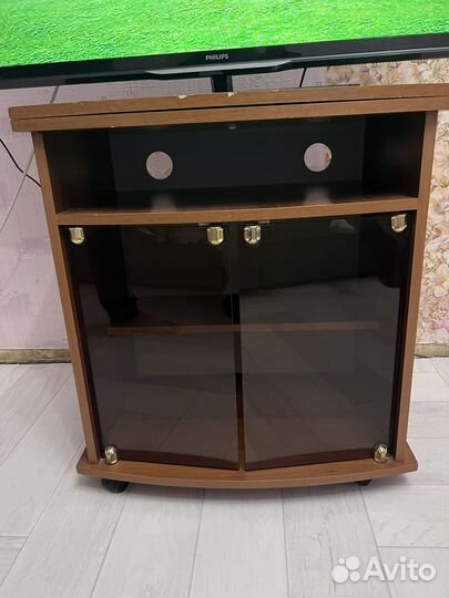 Тумба под телевизор