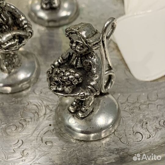 Подставки для карточек для рассадки гостей