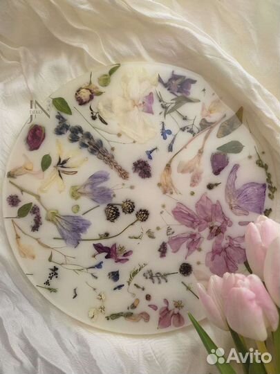 Поднос из эпоксидной смолы с цветами