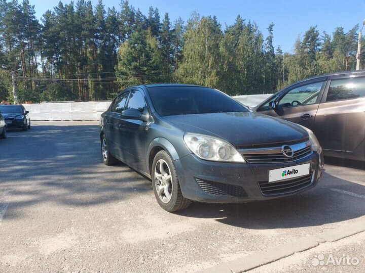 Opel Astra 1.8 AT, 2007, 130 000 км