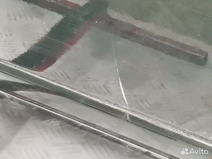 Стекло двери передней правой для Audi A6 C5