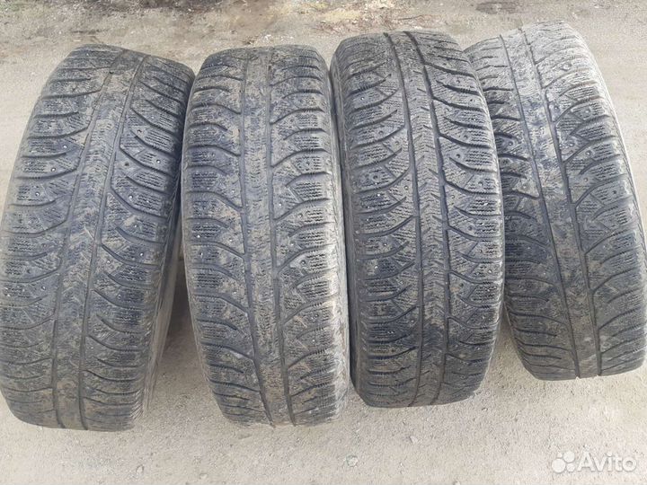 Bridgestone Ice Cruiser 7000 225/65 R17