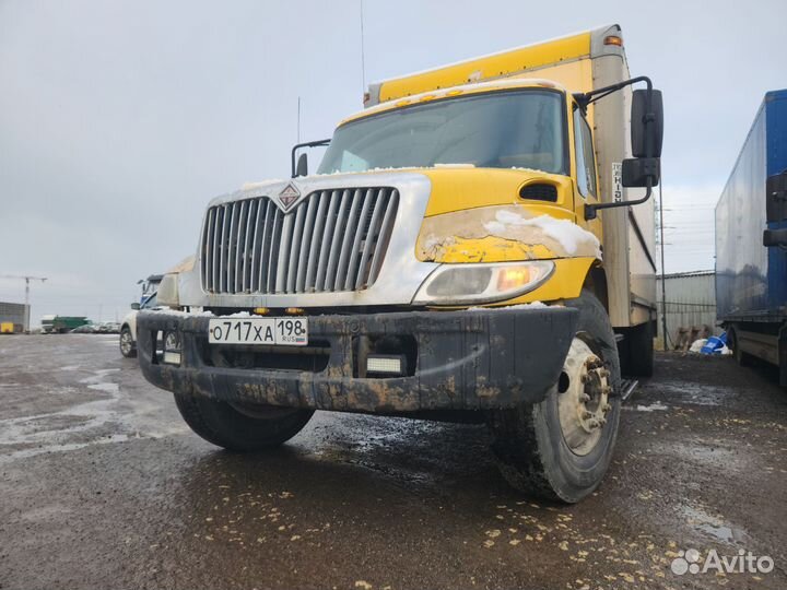 International 4300, 2003