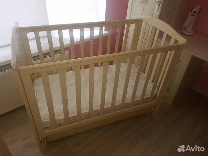 Кроватка детская
