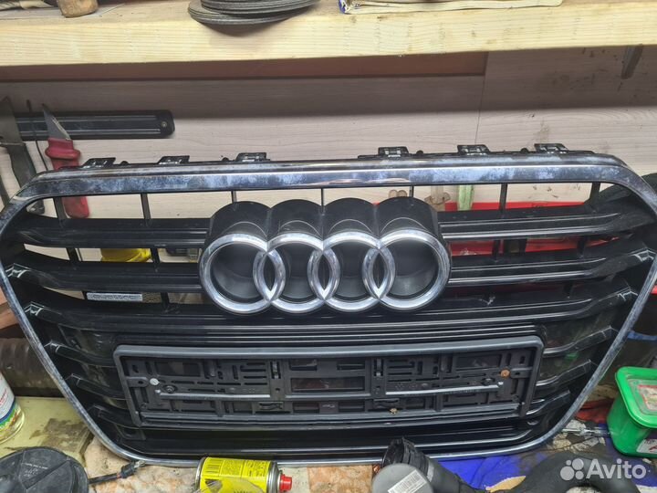 Решетка радиатора audi a6 c7 4G0853651T94