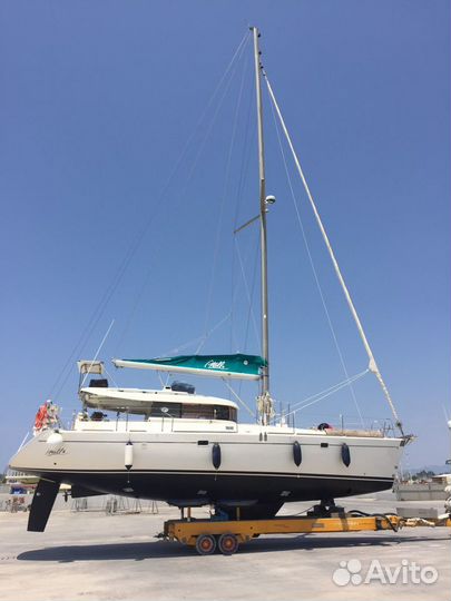 Парусная яхта Dufour Atoll 43