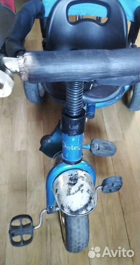 Детский трехколесный велосипед