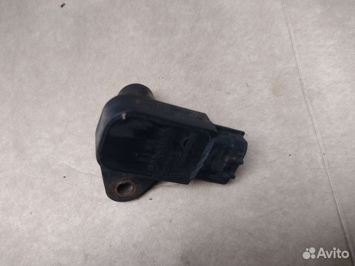 Датчик положения коленвала Nissan Maxima A32