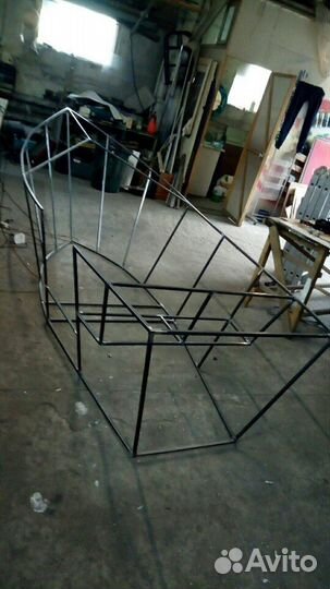 Стенды, доски почета, стеллы