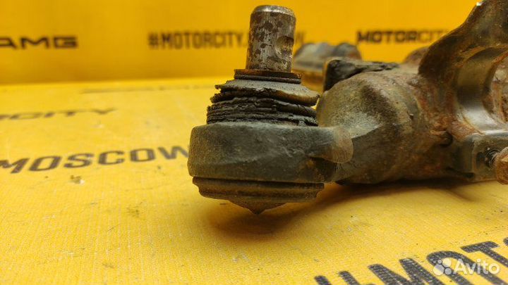 Рычаг передний правый Mercedes-Benz W124 M119.974