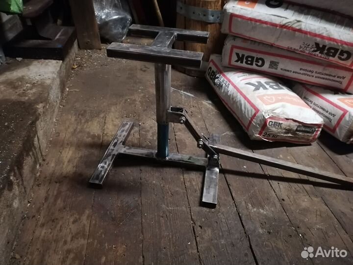 Подставка для эндуро мотоцикла