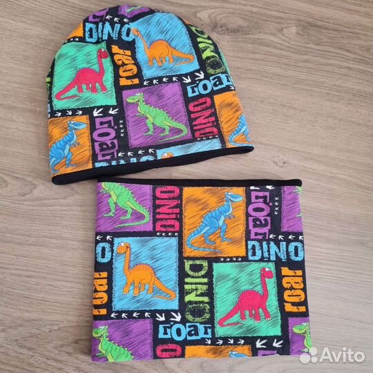 Комплект шапка и снуд