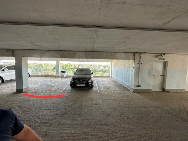 Машиноместо, 14 м²