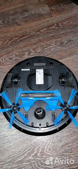 Робот пылесос