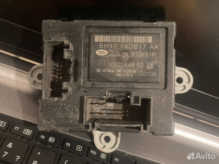 Блок комфорта L332 правой передней двери