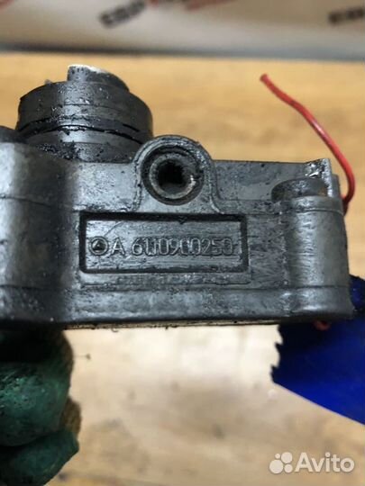 Насос подкачки Mercedes Benz Vito