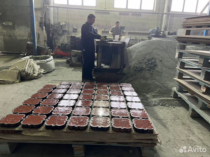 Тротуарная плитка, водосток, бордюр