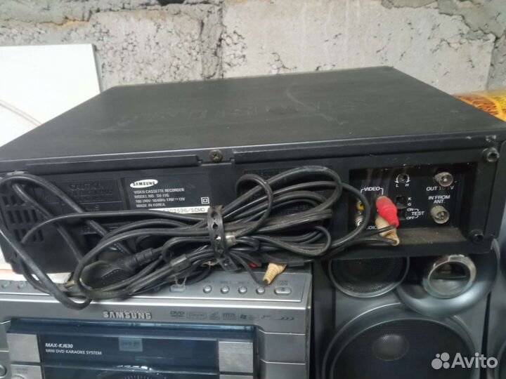 Видеомагнитофон