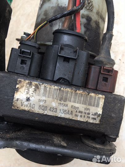 Насос гур VAG 6Q0 423 155 AA Skoda Fabia