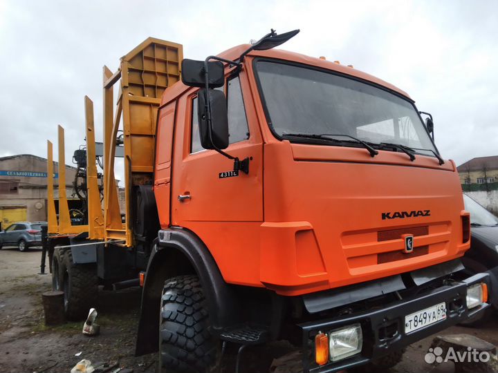 КамАЗ 43118-10 с КМУ, 2011