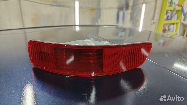 Правый катафот Mitsubishi Outlander