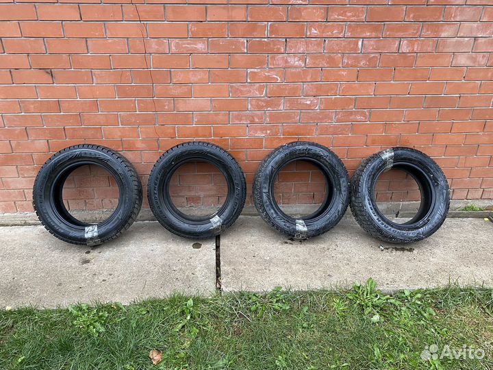 Dunlop Grandtrek Ice 02 225/60 R17 103T