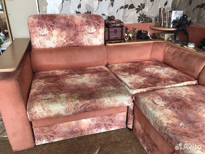 Угловой диван бу