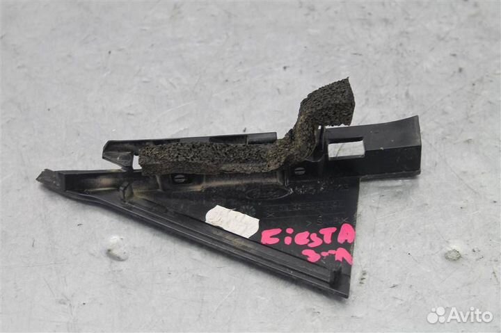 Накладка двери задней левой Ford Fiesta MK 6 2008