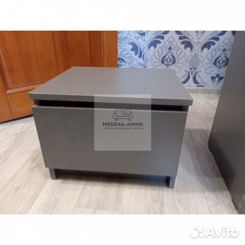 Тумба прикроватная