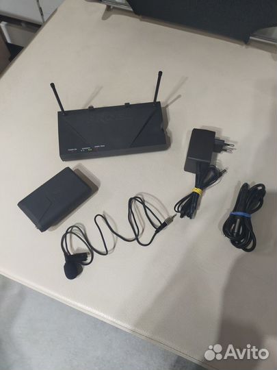 Радиосистема с петличным микрофоном proel RM300