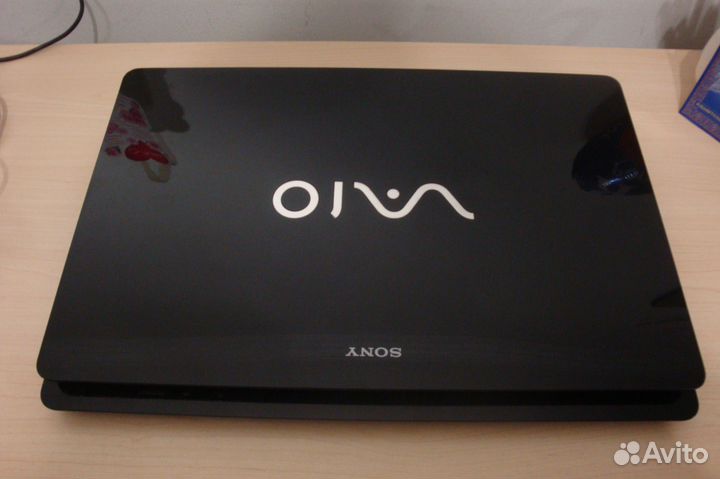 Sony Vaio VPC-F2290x - ноутбук с 3D экраном,очками