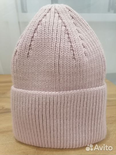 Шапка женская вязаная